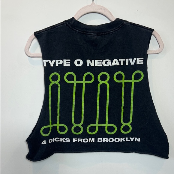 Typo Negative Black Sleeveless Graphic Tee with Green Triangle - Picture 3 of 3